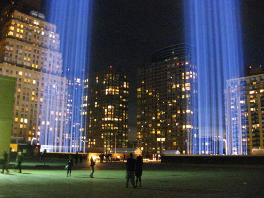 twin-tower-lights-world-trade-center-tribute-in-light-memorial-photos-photos-of-31613